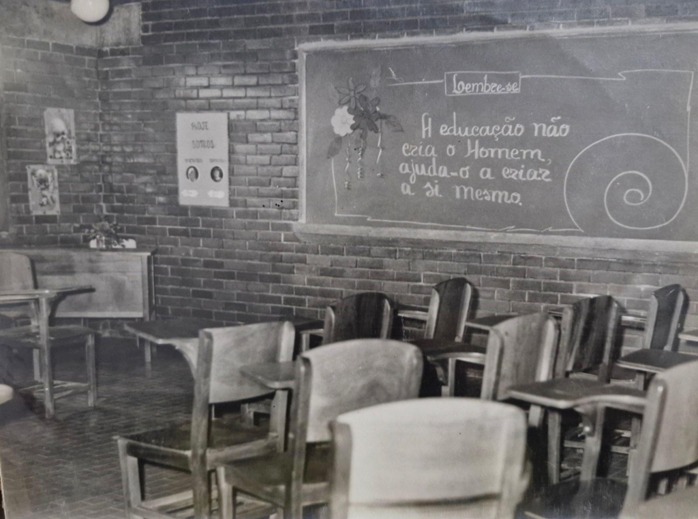 Sala de aula do CERU Eurico Queiroz 
